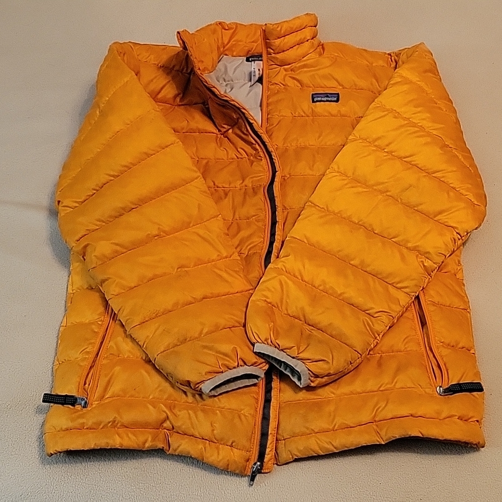 Patagonia boys down filled light weight jacket size large/12